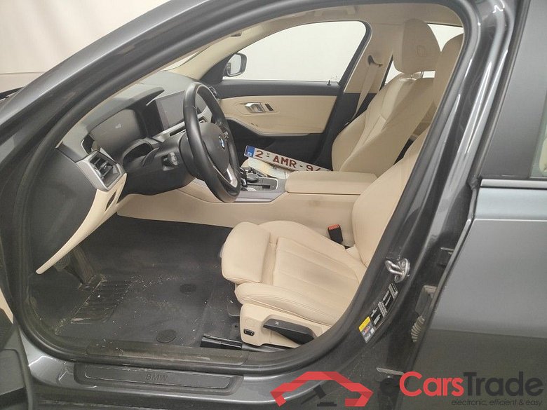 BMW 3 Reeks Berline 320e (150 kW) 4d #3
