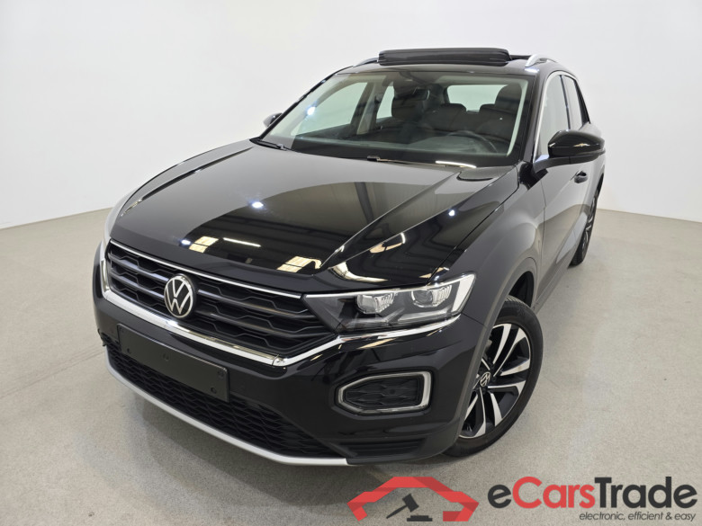 Volkswagen T-Roc 1.5 TSI 150Hp United Pano LED-Matrix Virtual Display Camera Klima PDC ...