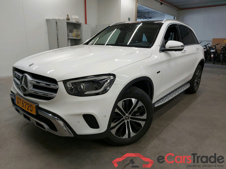 MERCEDES - MER GLC 300 e 320PK 4MATIC DCT Pack Exclusive Interior & Premium Plus With Exclusive Interior & Distronic & Side Step & Head Up & Lane Pack & Towing Hook * HYBRID * #1
