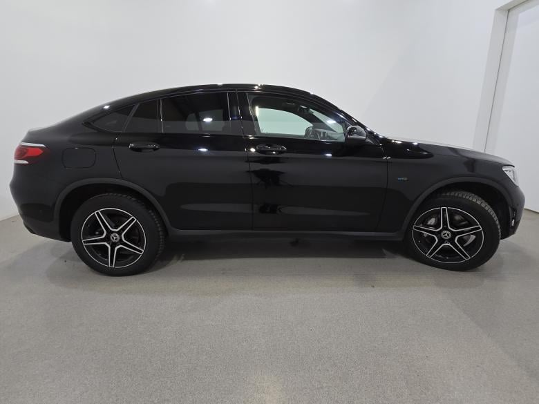 Mercedes GLC 300de Coupe Plug-In Hybrid AMG Night 4Matic Aut. LED-Xenon Widescreen Navi 1/2 Sport-Leather-Alcantara KeylessGo Camera Klima PDC ... #5