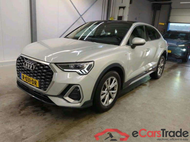 AUDI Q3 Sportback 35 TFSI S Edition #1