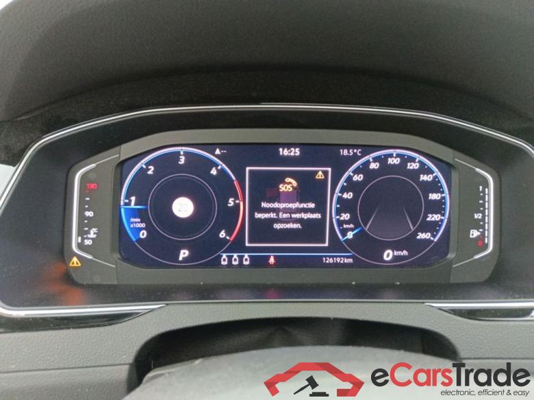 Volkswagen Passat Variant 2.0 TDI 90kW DSG Elegance Business 5d #6 Volkswagen Passat Variant 2.0 TDI 90kW DSG Elegance Business 5d #6