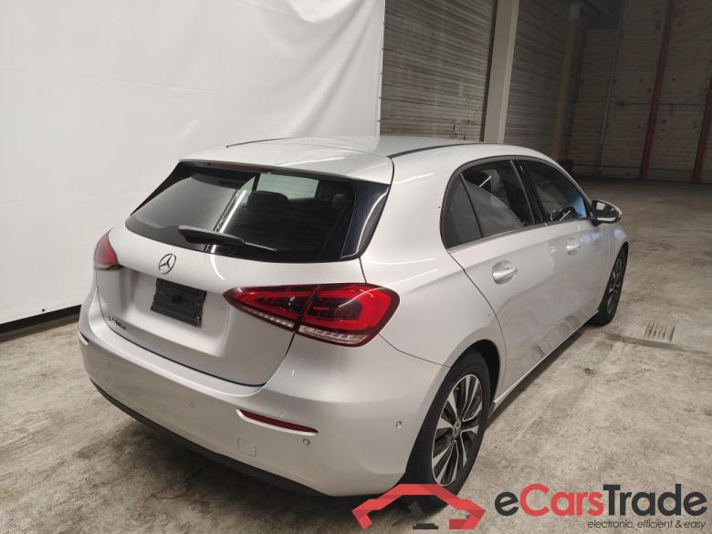 Mercedes-Benz A-Klasse A 180 d Business Solution Aut. 5d #2