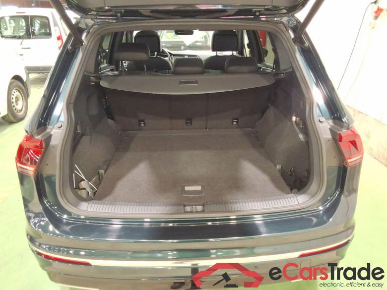 VOLKSWAGEN Tiguan 1.5 TSI PLATINUM DSG #3