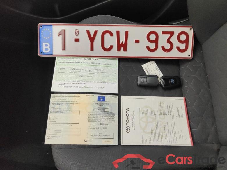 Toyota Corolla 1.8 Hybrid Dynamic e-CVT 5d #4 Toyota Corolla 1.8 Hybrid Dynamic e-CVT 5d #4