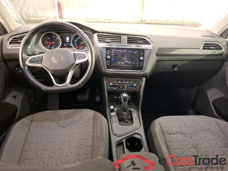 VOLKSWAGEN Tiguan 5p SUV 2.0 TDI 150 DSG7 Confline Bus #5 VOLKSWAGEN Tiguan 5p SUV 2.0 TDI 150 DSG7 Confline Bus #5