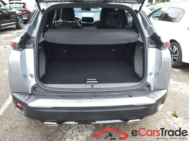 PEUGEOT 2008 Puretech 130 cv S&S EAT8 Allure Pack #2 PEUGEOT 2008 Puretech 130 cv S&S EAT8 Allure Pack #2