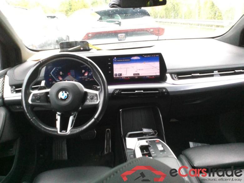 BMW 218i Active Tourer M-Sport Aut. Pano LED-Xenon Head-Up Navi Harman/Kardon Ambient Sport-Leather KeylessGo Camera Klima PDC ... #5 BMW 218i Active Tourer M-Sport Aut. Pano LED-Xenon Head-Up Navi Harman/Kardon Ambient Sport-Leather KeylessGo Camera Klima PDC ... #5