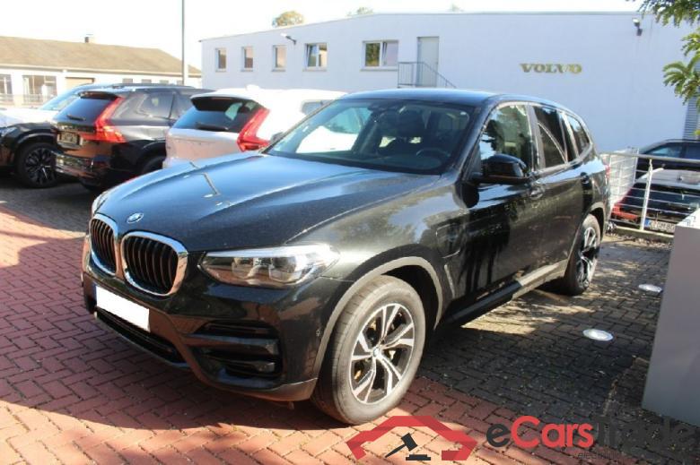 Baureihe X3 xDrive 30 e Advantage 2.0 215KW AT8 E6d #1 Baureihe X3 xDrive 30 e Advantage 2.0 215KW AT8 E6d #1