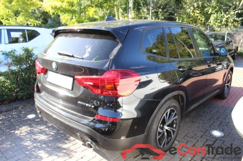 Baureihe X3 xDrive 30 e Advantage 2.0 215KW AT8 E6d #2 Baureihe X3 xDrive 30 e Advantage 2.0 215KW AT8 E6d #2