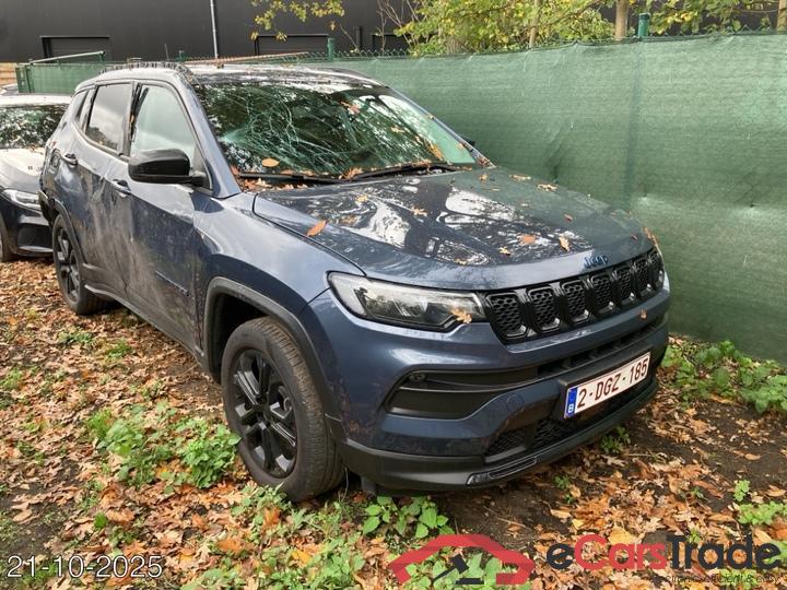 Jeep Compass Compass 1.3 Turbo T4 190 4xe ATX Night Eagle (PHEV) 140kW/190pk  5D/P Auto-6 #2 Jeep Compass Compass 1.3 Turbo T4 190 4xe ATX Night Eagle (PHEV) 140kW/190pk  5D/P Auto-6 #2
