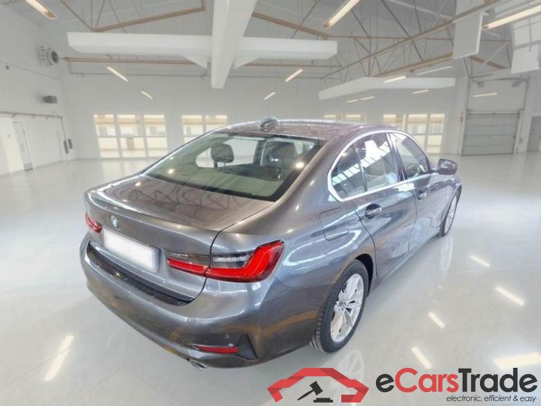 BMW SERIE 3 / 2018 / 4P / BERLINA 320D 48V BUSINESS ADVANTAGE AUTO #2 BMW SERIE 3 / 2018 / 4P / BERLINA 320D 48V BUSINESS ADVANTAGE AUTO #2