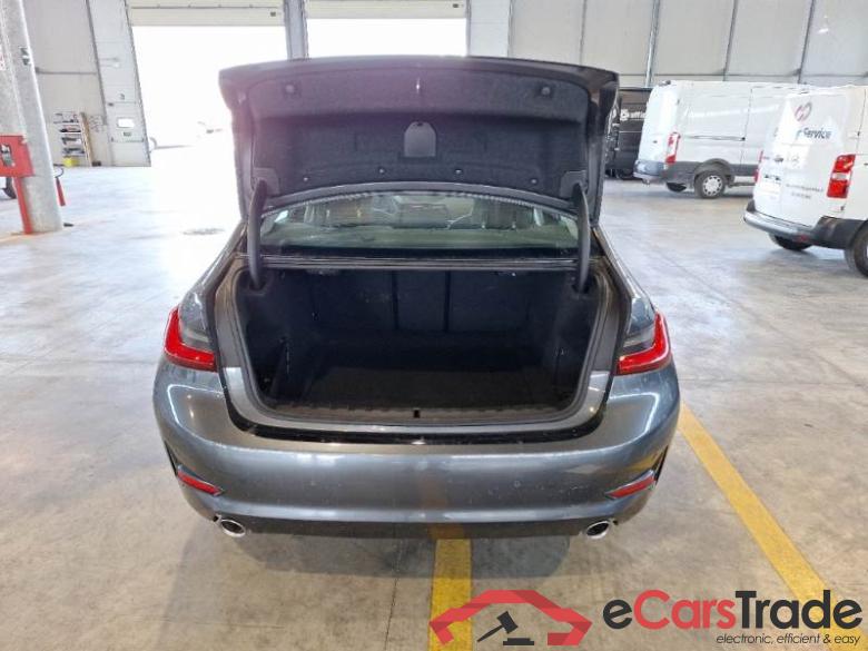 BMW SERIE 3 / 2018 / 4P / BERLINA 320D 48V BUSINESS ADVANTAGE AUTO #5 BMW SERIE 3 / 2018 / 4P / BERLINA 320D 48V BUSINESS ADVANTAGE AUTO #5