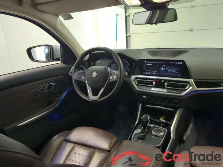 BMW 3-serie Touring 320i High Exe. Ed. #3