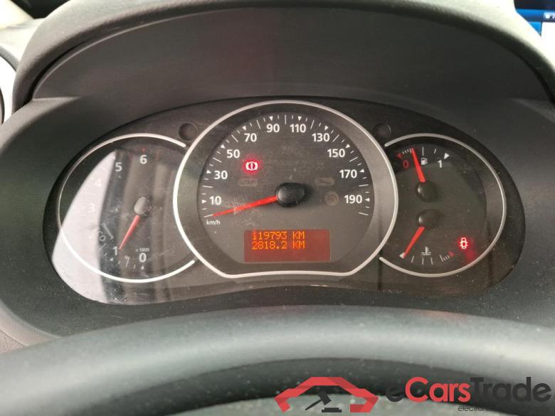 Kangoo Express Extra (Série Spéciale) 1.5 dCi 90CV BVM5 E6 #6 Kangoo Express Extra (Série Spéciale) 1.5 dCi 90CV BVM5 E6 #6