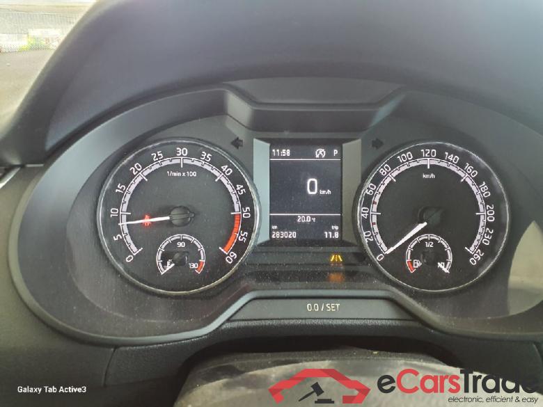 Octavia Combi Clever 2.0 TDI 110KW AT7 E6 #6 Octavia Combi Clever 2.0 TDI 110KW AT7 E6 #6