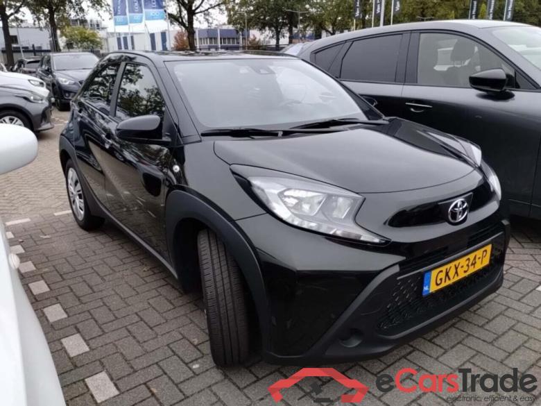 TOYOTA Aygo X 1.0 VVT-i MT Play #2