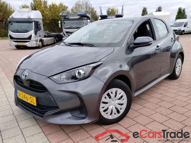 TOYOTA YARIS 1.5 Hybrid Active TOYOTA YARIS 1.5 Hybrid Active