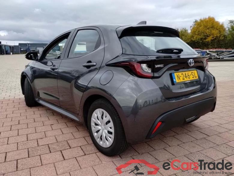 TOYOTA YARIS 1.5 Hybrid Active #3 TOYOTA YARIS 1.5 Hybrid Active #3