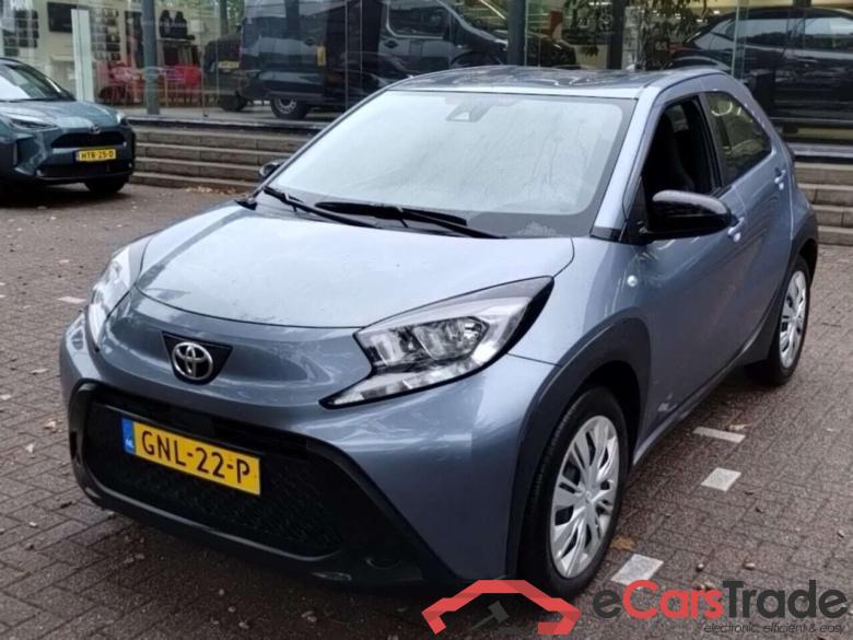 TOYOTA Aygo X 1.0 VVT-i MT Play #1