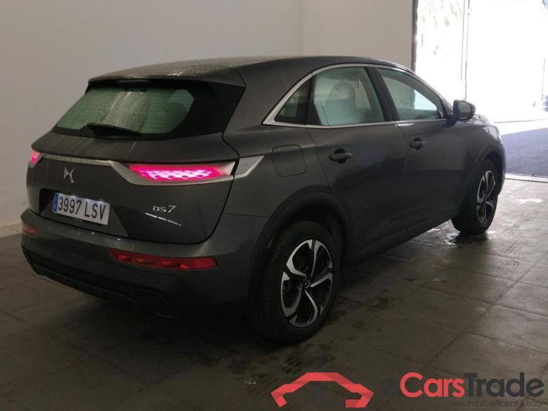 DS DS 7 Crossback / 2017 / 5P / todoterreno BlueHDi DE 96kW (130CV) Auto. CHIC (AC) #2 DS DS 7 Crossback / 2017 / 5P / todoterreno BlueHDi DE 96kW (130CV) Auto. CHIC (AC) #2