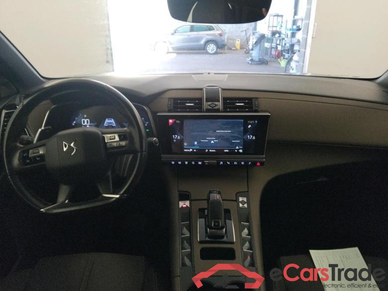 DS DS 7 Crossback / 2017 / 5P / todoterreno BlueHDi DE 96kW (130CV) Auto. CHIC (AC) #3 DS DS 7 Crossback / 2017 / 5P / todoterreno BlueHDi DE 96kW (130CV) Auto. CHIC (AC) #3