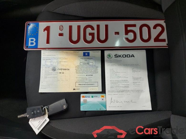 Skoda Octavia Combi 1.6 CRTDI 85kW GreenTec Ambition 5d #4 Skoda Octavia Combi 1.6 CRTDI 85kW GreenTec Ambition 5d #4