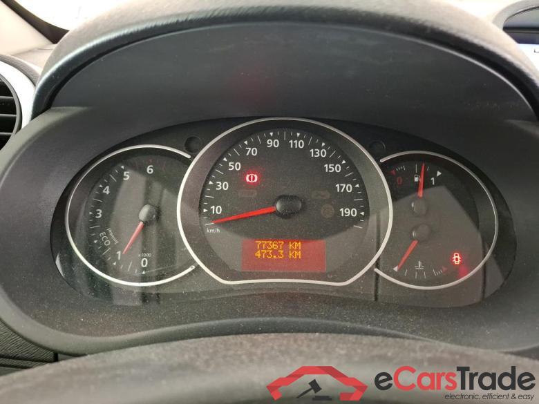 Kangoo Express Compact Extra (Série Spéciale) 1.5 dCi 90CV BVM5 E6 #6 Kangoo Express Compact Extra (Série Spéciale) 1.5 dCi 90CV BVM5 E6 #6