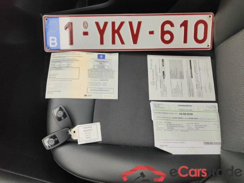 Mercedes-Benz GLB GLB 180 d 5d #4