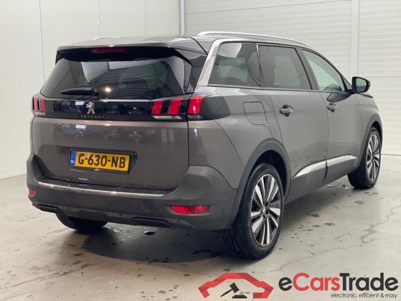 PEUGEOT 5008 1.2 PureTech Allure #4