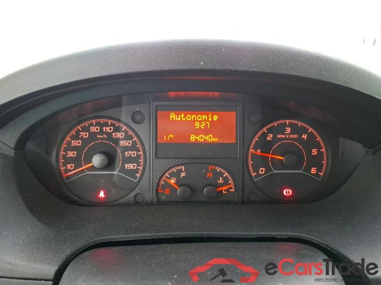 PEUGEOT Boxer VU 4p Fourgon BLUEHDI 110 PREMIUM 330 L1H1 #6