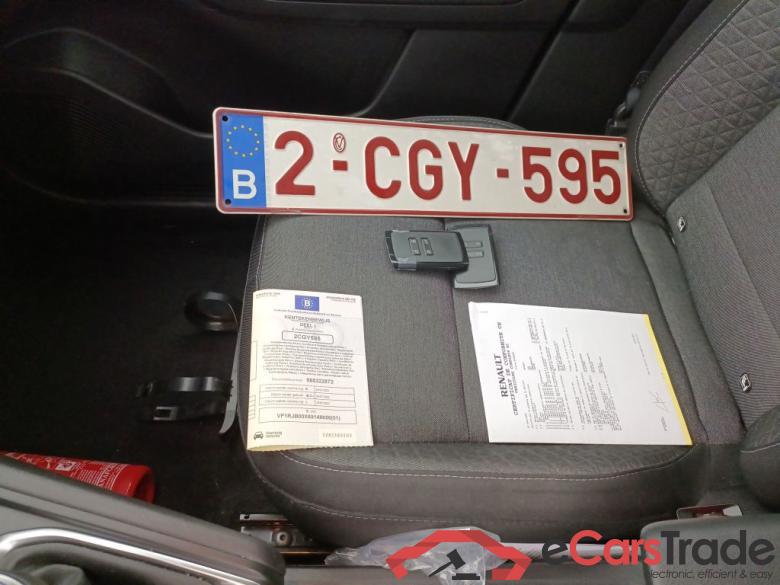 Renault Captur TCe 90 Corporate Edition 5d #4