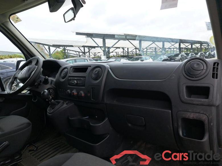 RENAULT Master VU 4p Fourgon FG GCf Trac F3500 L3H2 Energy dCi 145 E6 #5 RENAULT Master VU 4p Fourgon FG GCf Trac F3500 L3H2 Energy dCi 145 E6 #5