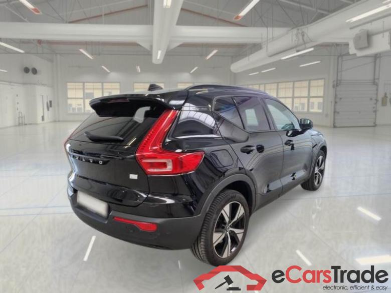 VOLVO XC40 / 2017 / 5P / SUV T5 PLUG-IN HYBRID AUTO RECHARGE R-DESIGN #2