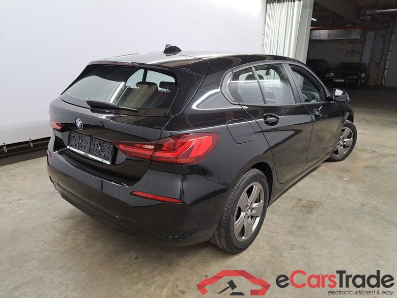 BMW 1 Reeks Hatch 116dA (85 kW) 5d #3