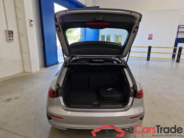 AUDI A3 / 2020 / 5P / BERLINA 40 TFSI E S TRONIC BUSINESS ADV. S.BACK #5