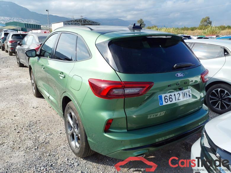 FORD Kuga 2.5 243CV Automático    St Line X (Pano) #2