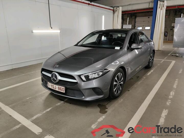Mercedes A-Klasse Limousine A-Klasse Limousine A 180d Business Solution 85kW/116pk  4D/P Auto-7 #1