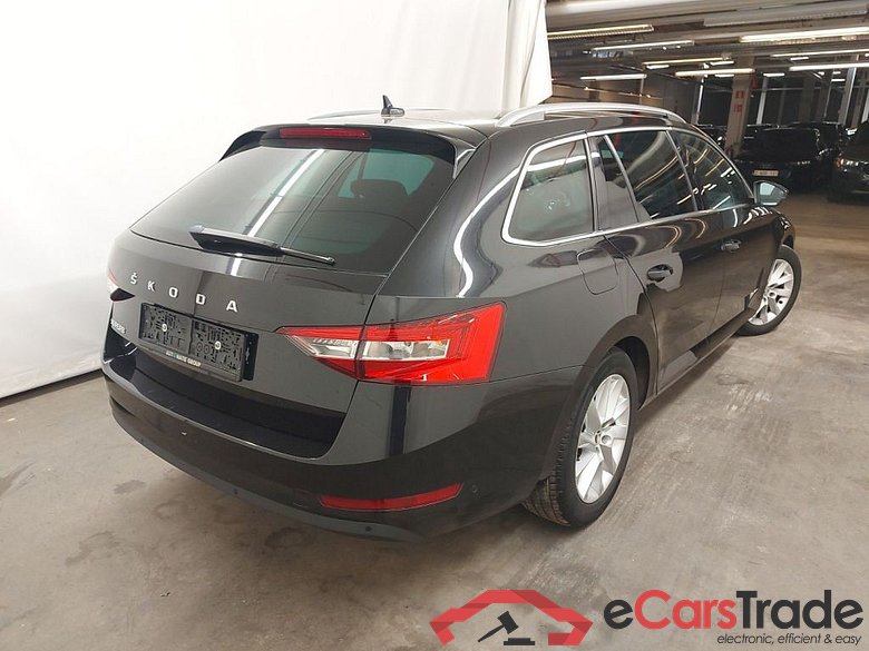 Skoda Superb Combi 1.5 TSI ACT 110kW DSG7 Style 5d #2