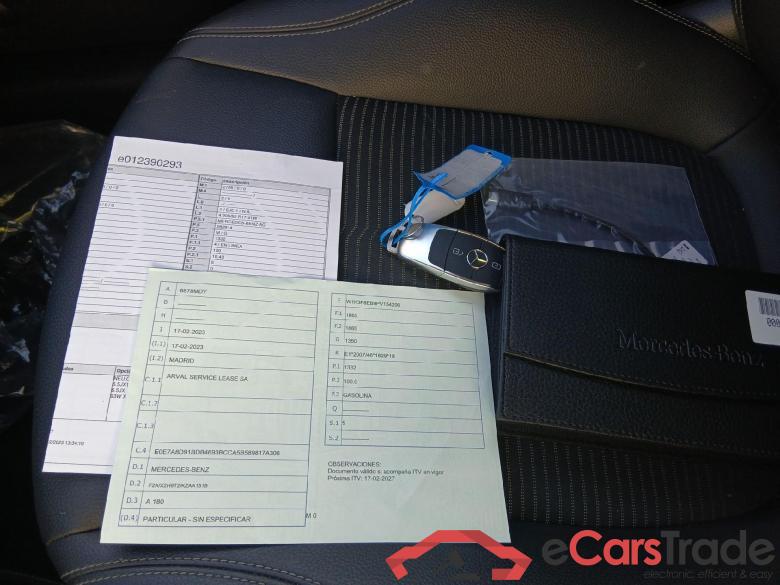 MERCEDES-BENZ Clase A / 2018 / 5P / berlina con portón A 180 #5