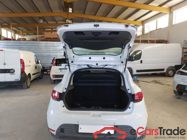 RENAULT Clio / 2016 / 5P / Berlina (V.M.)1.5 dCi 75cv Business #5