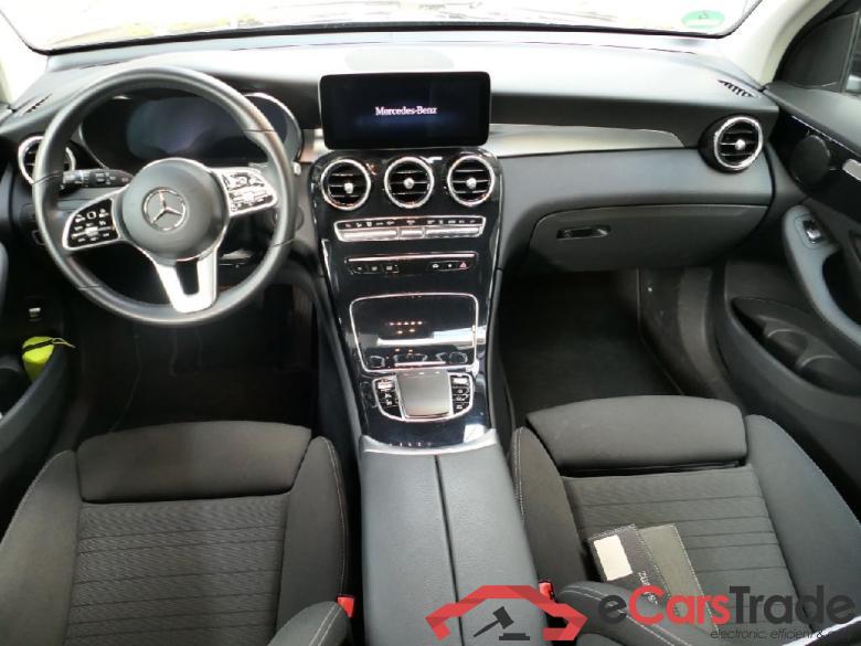 GLC -Klasse GLC 300 de 4Matic (253.911) 2.0 225KW AT9 E6d #3