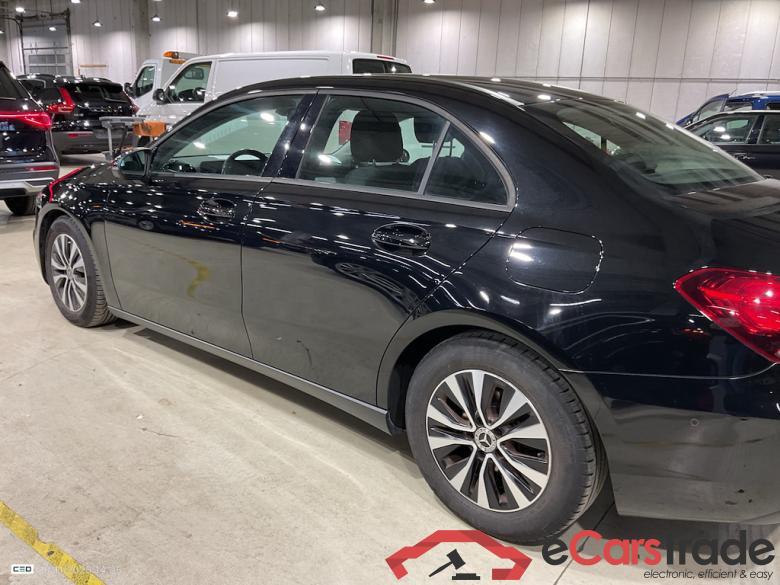 MERCEDES-BENZ A-Klasse 1.5 A 180 D BUSINESS SOLUTION #3