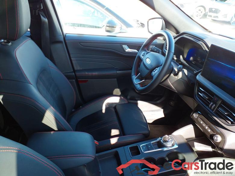 FORD Kuga 2.5 243CV Automático    St Line X (Pano) #3