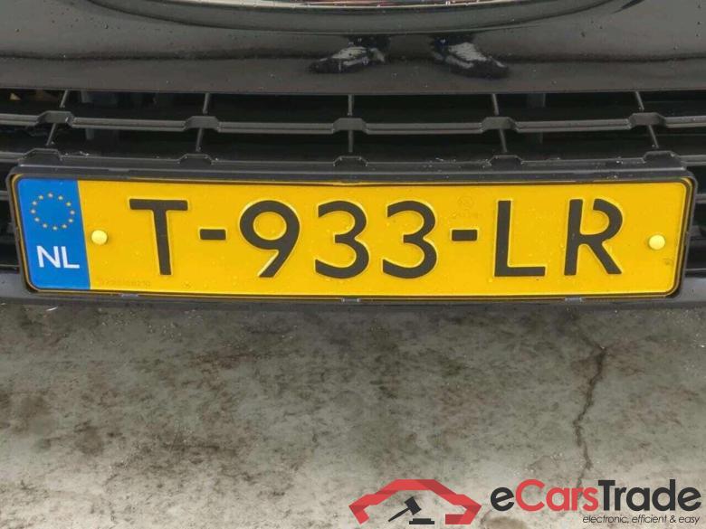 RENAULT Mégane Estate 1.3 TCe140 Equilibre #4