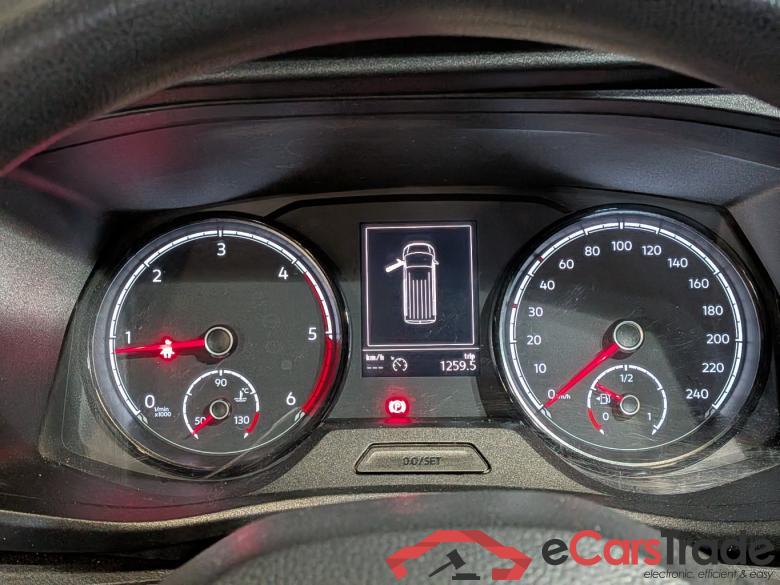 VOLKSWAGEN TRANSPORTER 2.0 TDI L2H1 DC #6