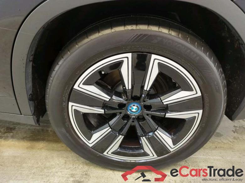 BMW iX3 Executive #5