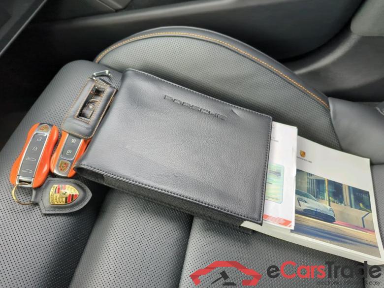 PORSCHE Taycan Cross Turismo 460 kW #5