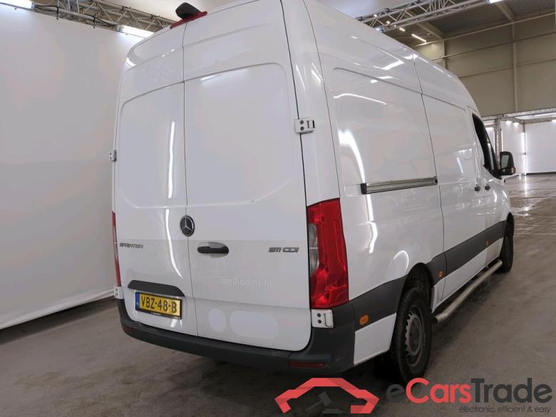 Mercedes-Benz Sprinter 311CDI L2H2 RWD 3.5 Functional VI 4d #2