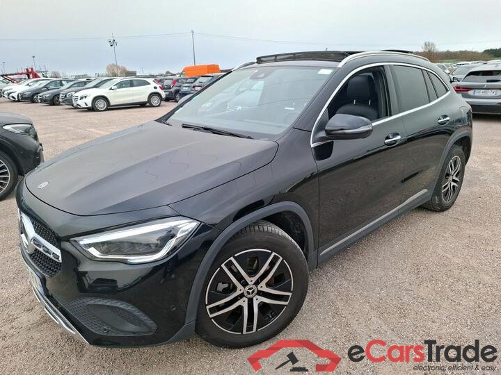 Mercedes GLA 250e Plug-In Hybrid Aut. Pano Widescreen LED-MultiBeam Ambient Navi-Pro 1/2 Sport-Leather KeylessGo Camera Klima PDC ...